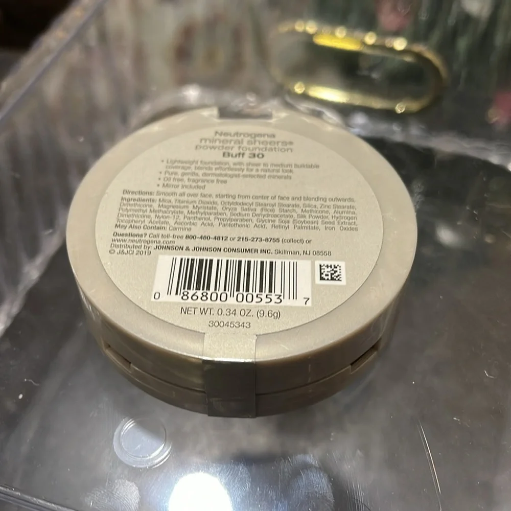 Neutrogena 30 Buff Mineral Sheers Powder Foundation